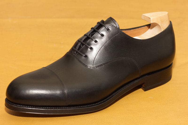 Carmina Oxford Toe Cap – Der Rahmengenähte Schuh